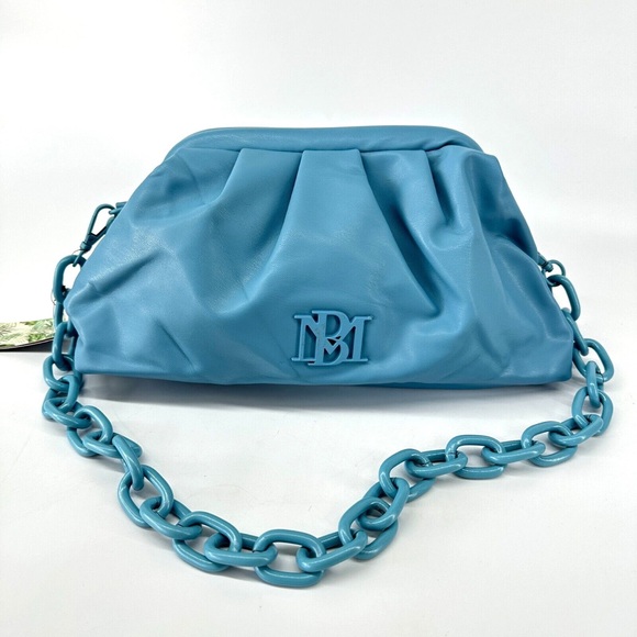 NWT BADGLEY MISCHKA Vegan Leather Wrapped Frame Clutch With Chunky Chain Blue - Picture 2 of 5